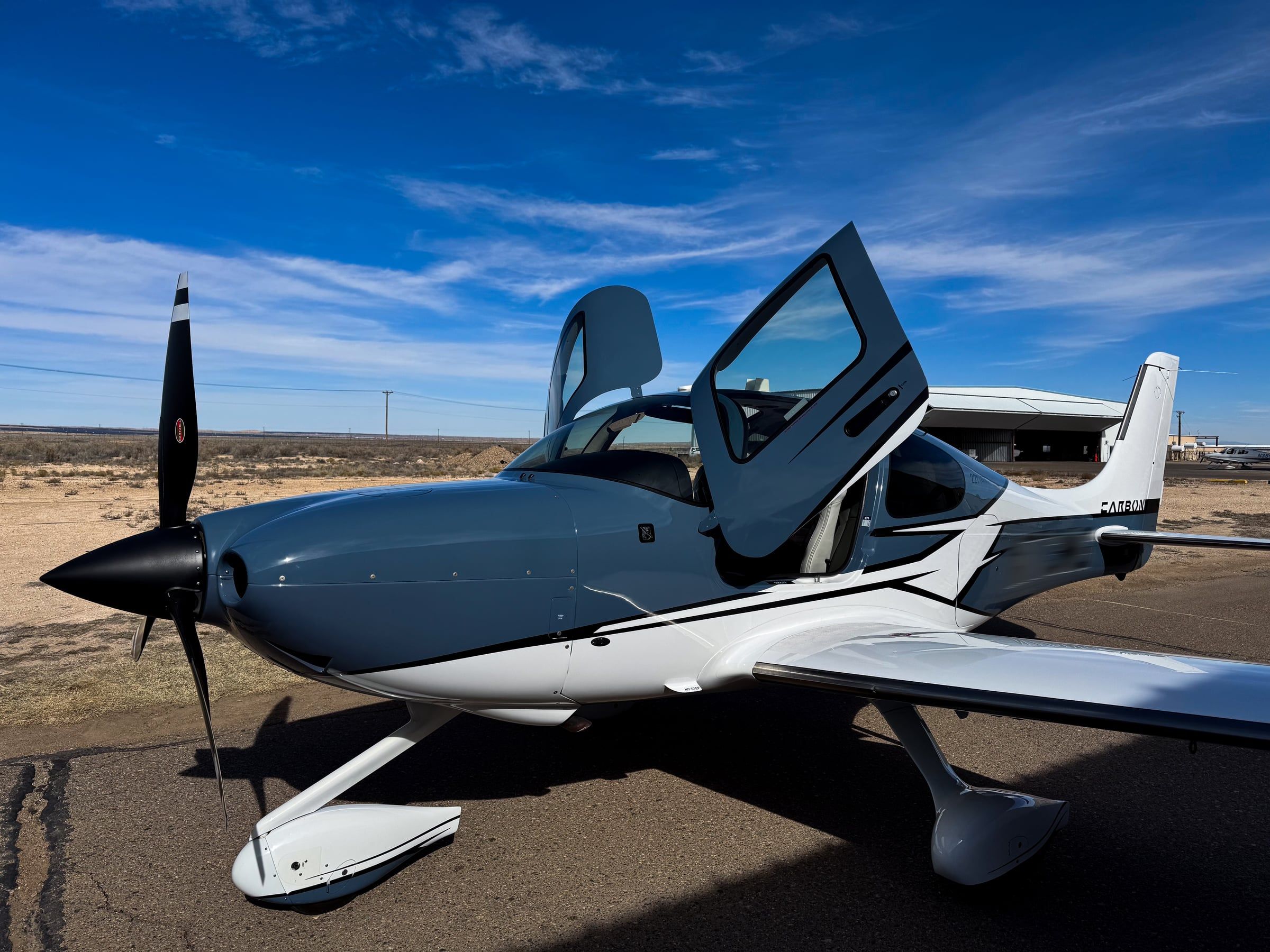 Cirrus on the ramp at Double Eagle II